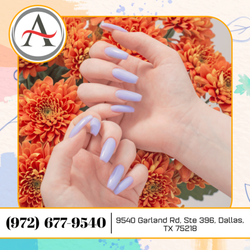 Nail art is a fun way to express your style and personality.
Enjoy the best manicures and pedicures with our luxury nail services.