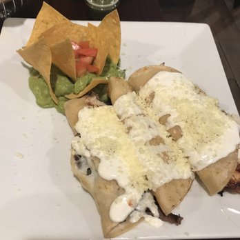 Las Margaritas - Quesadilla mixtas - uhh not my type of quesadilla - Mexican Near Me - Brooklyn, New York Las Margaritas - Quesadilla mixtas - uhh not my type of quesadilla - Mexican Near Me - Brooklyn, New York