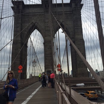 Brooklyn Bridge - Landmarks & Historical Buildings Near Me - Brooklyn, New York