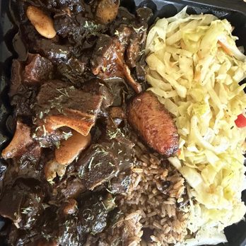 Chef Reece Kitchen - Oxtail with extra gravy - Chicken Wings Near Me - Davie, Florida Chef Reece Kitchen - Oxtail with extra gravy - Chicken Wings Near Me - Davie, Florida