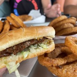 Belew's Dairy Bar - 1 patty cheeseburger with mustard, pickles, & lettuce.