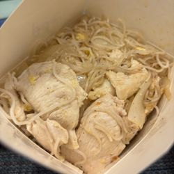 Hunan East - Chicken Pad Thai