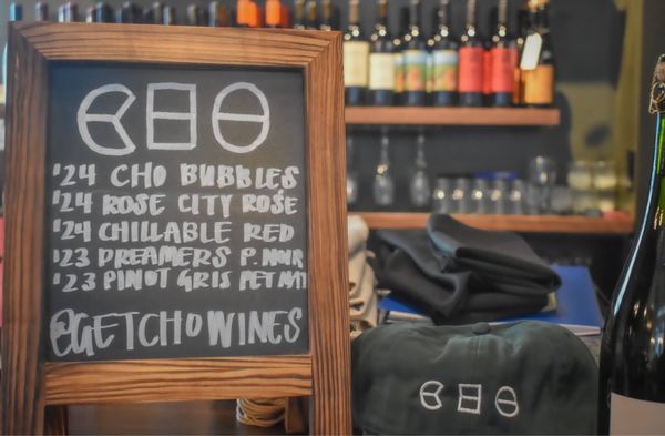 WeRise Wines by null