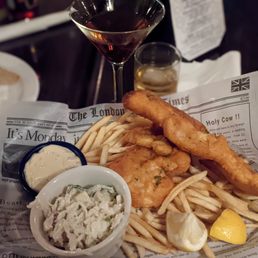 TWO FOOLS TAVERN - Updated July 2026 - 775 Photos & 829 Reviews - 3211 ...