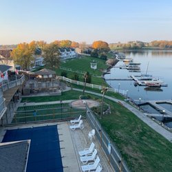 The Port on Lake Panorama - The Port