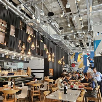 Pizza Express - Modern decor and friendly staffs - Pizza Near Me - Hong Kong, HK Pizza Express - Modern decor and friendly staffs - Pizza Near Me - Hong Kong, HK
