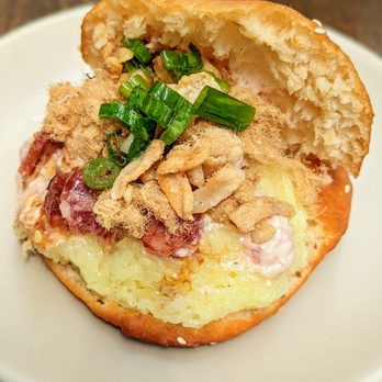 Banh - Banh Tieu Kep Coi | Instagram: @telephonesmoothie - Vietnamese Near Me - New York, New York