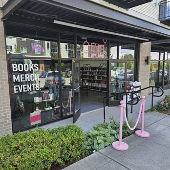 Hardcovers - Bookstores Near Me - Mill Creek, Washington Hardcovers - Bookstores Near Me - Mill Creek, Washington