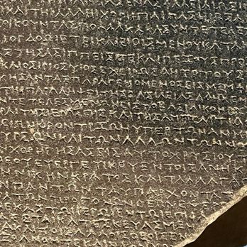 The British Museum - Close up of the Rosetta Stone - Museums Near Me - London, XGL The British Museum - Close up of the Rosetta Stone - Museums Near Me - London, XGL