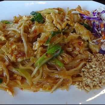 Sila Thai Cuisine - From the "Lunch Specials" page of the menu, I went with the classic Thai favorite, "Pad Thai," which made for a delicious lunch. - Thai Near Me - Rocklin, California