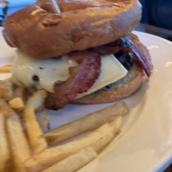 Beau's Grillery - Black And Bleu Burger - American Near Me - Bloomfield Hills, Michigan