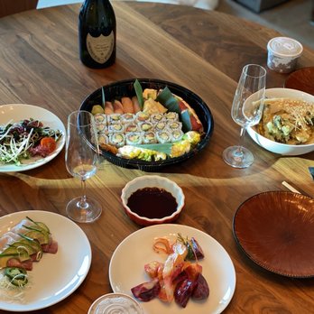Ozumo - Sushi Bars Near Me - San Francisco, California