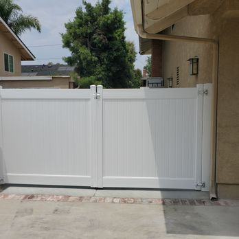 So Cal Fencing Solutions - Outside view of gates. - Fences & Gates Near Me - Santa Ana, California So Cal Fencing Solutions - Outside view of gates. - Fences & Gates Near Me - Santa Ana, California