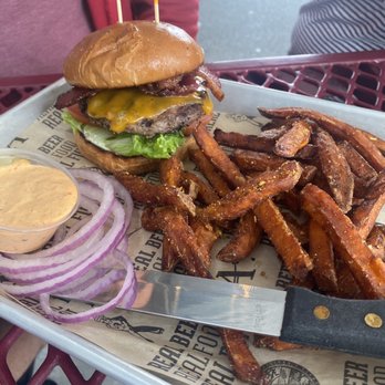 Auburn Alehouse - Burger - American Near Me - Auburn, California Auburn Alehouse - Burger - American Near Me - Auburn, California