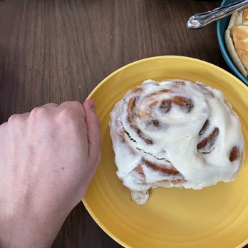 Sparky’s Eatery - Giant cinnamon roll - Salad Near Me - Hennessey, Oklahoma Sparky’s Eatery - Giant cinnamon roll - Salad Near Me - Hennessey, Oklahoma