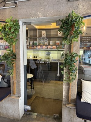 DOSE - Coffee Dealer • MOUFFETARD. by null