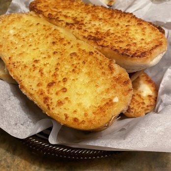 Vince's Spaghetti - Garlic Or Cheese Roll - Italian Near Me - Rancho Cucamonga, California Vince's Spaghetti - Garlic Or Cheese Roll - Italian Near Me - Rancho Cucamonga, California