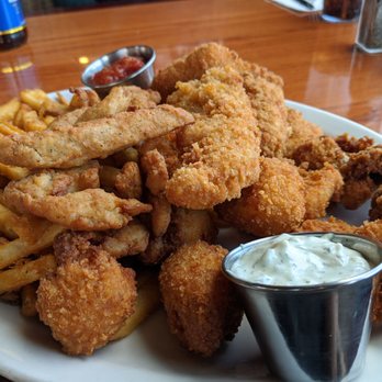 River's Edge Restaurant - Captain's Platter. Seafood was fresh and cooked perfectly. Thanks chef! - Seafood Near Me - La Push, Washington River's Edge Restaurant - Captain's Platter. Seafood was fresh and cooked perfectly. Thanks chef! - Seafood Near Me - La Push, Washington