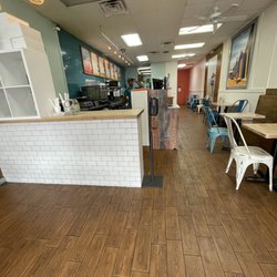 Tropical Smoothie Cafe