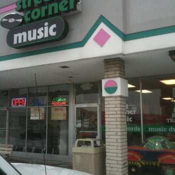 Street Corner Music - Vinyl Records Near Me - Oak Park, Michigan