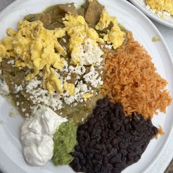 Honey's Bistro - Chilaquiles - Breakfast & Brunch Near Me - Encinitas, California Honey's Bistro - Chilaquiles - Breakfast & Brunch Near Me - Encinitas, California
