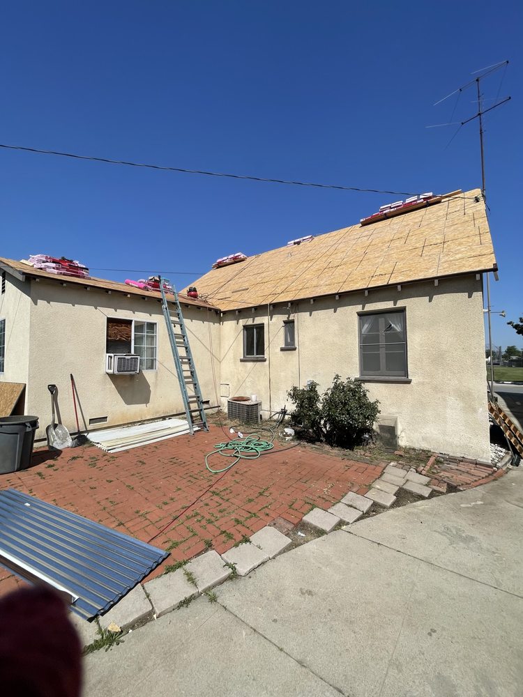 Slide of EzCalRoofing