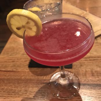 Craft Street Kitchen - Mother of dragons cocktail (highly recommend, I'm personally not a gin drinker but this drink was so light and freshing) - New American Near Me - Trinity, Florida