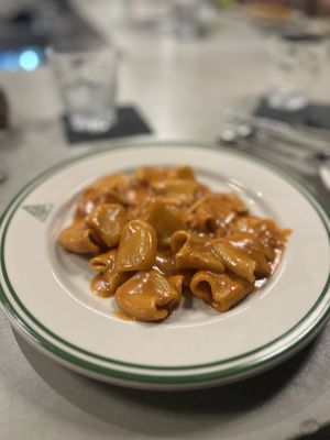 Fife and Farro by null