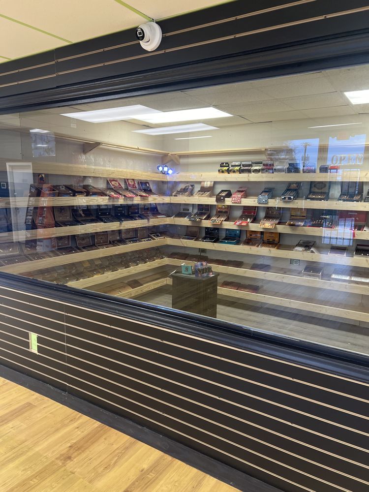 Puff X Tobacco & Vape, Gastonia