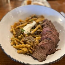 Edna's Market & Grille - Provo - Beef stroganoff