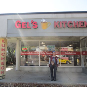 Gel's Kitchen - Breakfast & Brunch Near Me - West Warwick, Rhode Island