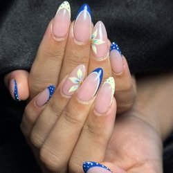 Golden File Nail Spa