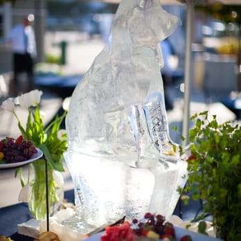 ArtQuest Catering - AMAZING ice sculpture commissioned through ArtQuest- you can also see part of their beautiful fruit and cheese display. - Caterers Near Me - Chula Vista, California