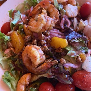 Surf Hut - Endless Summer Seafood Salad - Seafood Near Me - Destin, Florida