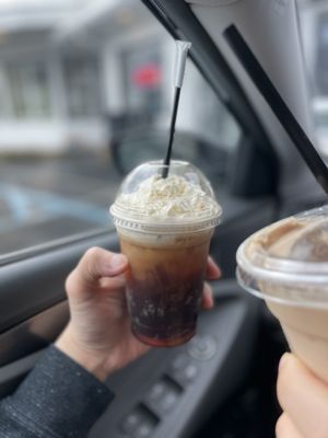 Gracie's Luncheonette by null