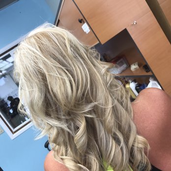 Style Salon - Amazing after hair cut, color and style - Hair Salons Near Me - Long Beach, California Style Salon - Amazing after hair cut, color and style - Hair Salons Near Me - Long Beach, California