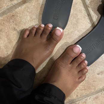 Inspire Nail Bar - What I actually got... why is one square, and one square round? Not one of my 10 toes resembles another. Do not go here. Paid almost $100. - Nail Salons Near Me - Hyattsville, Maryland