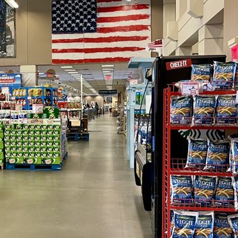 DeCA Commissary - Grocery Near Me - San Diego, California