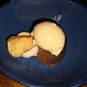 Evelyn Rose - Cornbread Dessert with ice cream - Awesome! - American Near Me - Vienna, Virginia