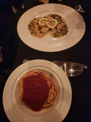 Giovanni's Ristorante by null