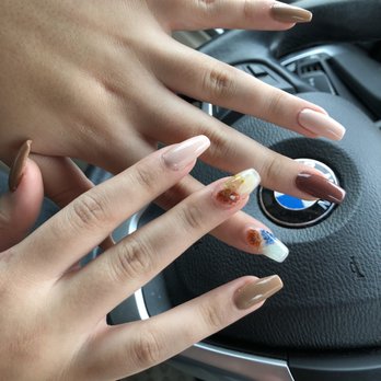 LA Perfection Nails - Fill ins - Nail Salons Near Me - Spotswood, New Jersey