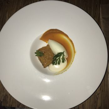 Corazon de Tierra - Carrot cake - Latin American Near Me - Valle De Guadalupe, BCN