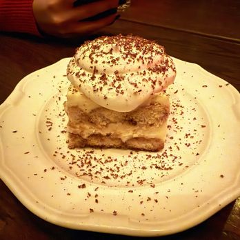 Donna's - Tiramisu - Italian Near Me - Los Angeles, California
