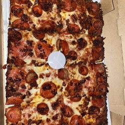 Jet's Pizza - Sadly overbaked.
