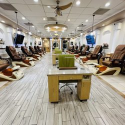 Nail World Lounge 
626-961-7200
