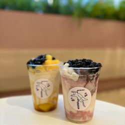 Lazy Sundaes - mango & strawberry bingsoo ($10)