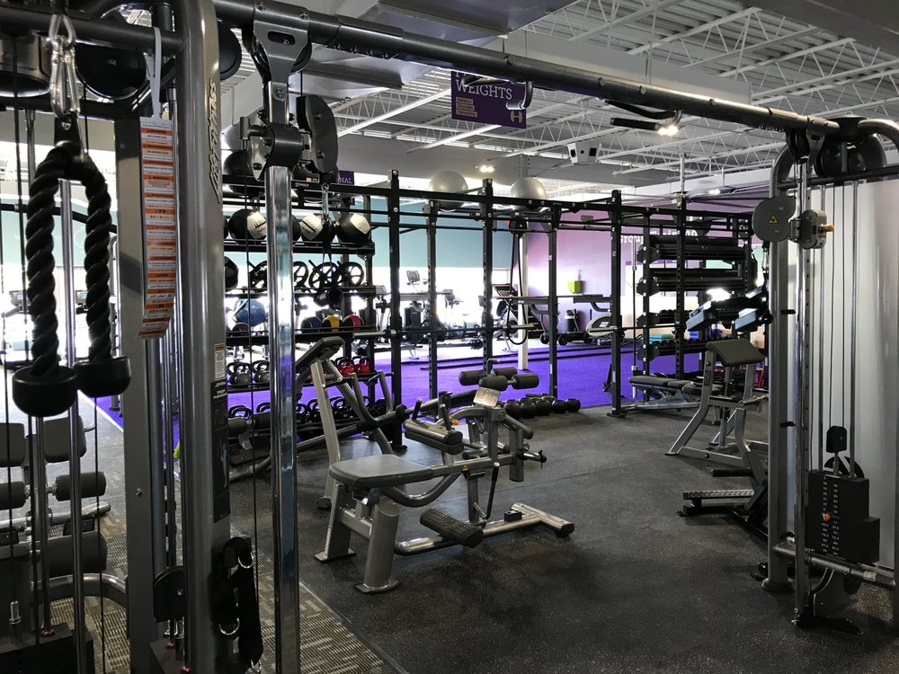 ANYTIME FITNESS - Updated July 2025 - 21 Photos - 136 Patrick Henry Way