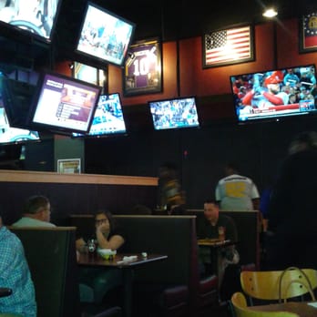 Buffalo Wild Wings - Tv's are everywhere - Chicken Wings Near Me - Albany, Georgia