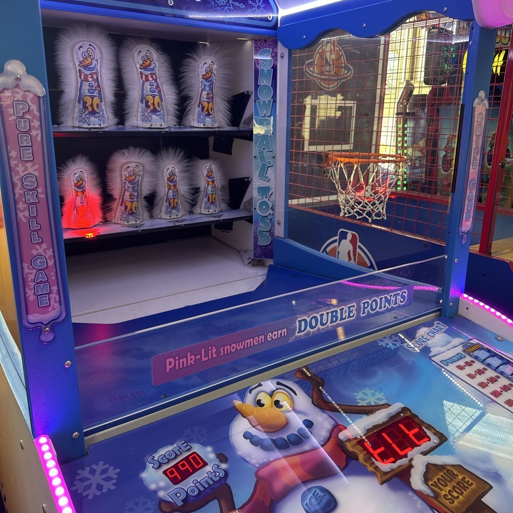 Chuck E. Cheese - Pizza Near Me - Poughkeepsie, New York Chuck E. Cheese - Pizza Near Me - Poughkeepsie, New York