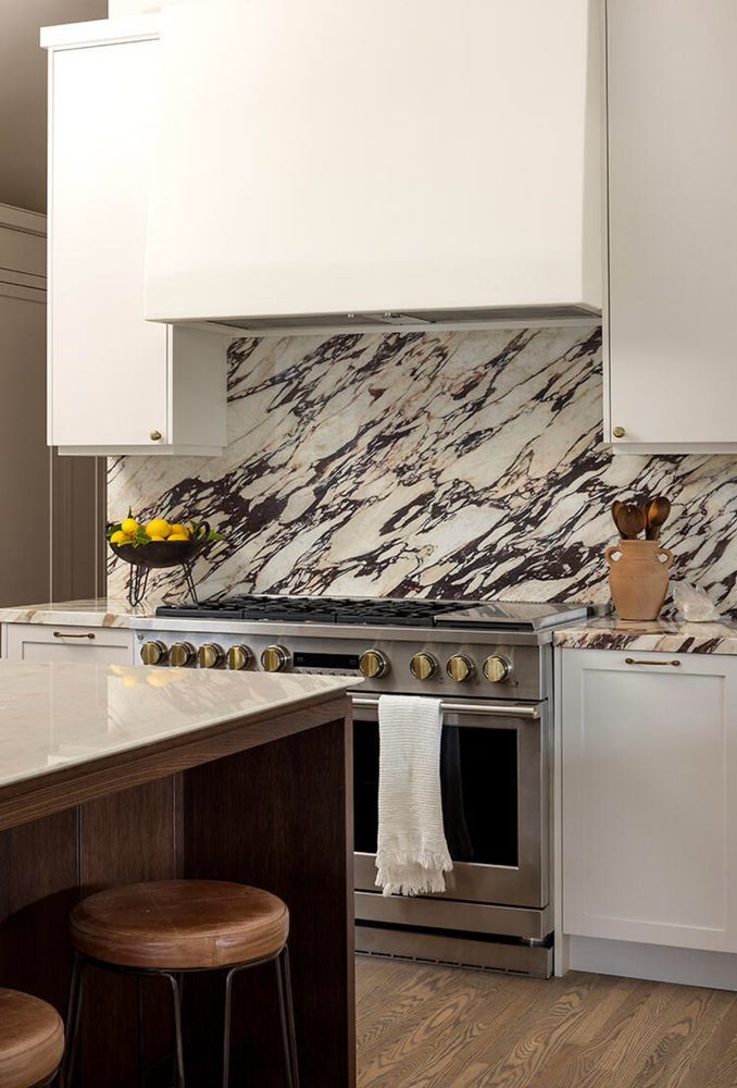 Slide of Level Contractor